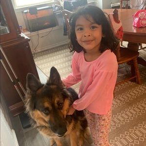 Meet your Posher, Caroline